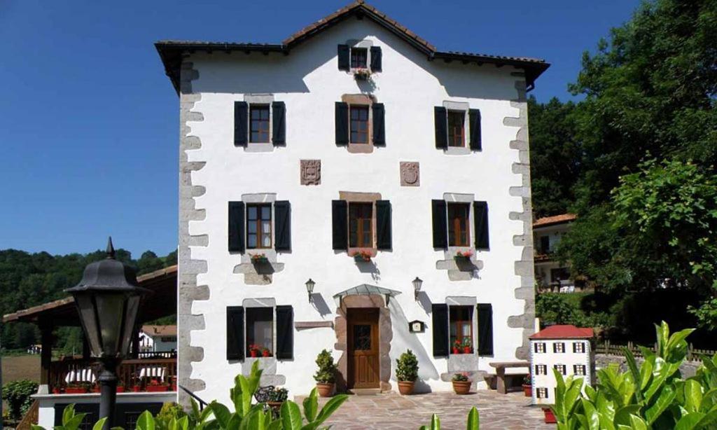 Hotel Rural Irigoienea Urdax Extérieur photo
